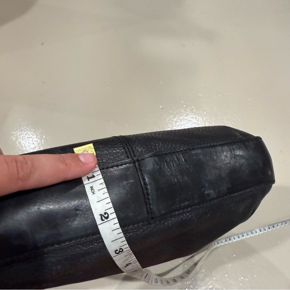 SOLD Vintage Banana Republic Black Leather Hobo Bag shoulder purse grunge everyd - Picture 16 of 16